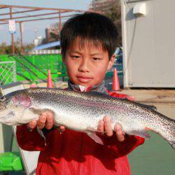 としまえんフィッシングエリア 釣果