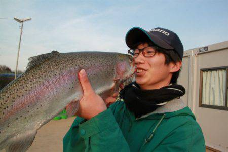 としまえんフィッシングエリア 釣果