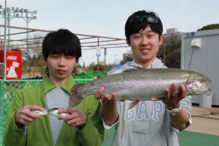 としまえんフィッシングエリア 釣果