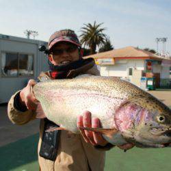 としまえんフィッシングエリア 釣果