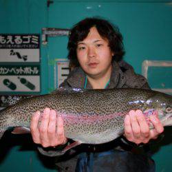 としまえんフィッシングエリア 釣果