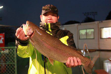 としまえんフィッシングエリア 釣果