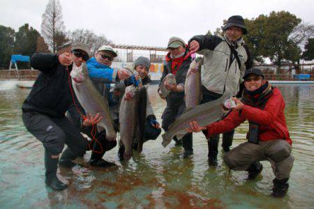 としまえんフィッシングエリア 釣果