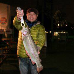 としまえんフィッシングエリア 釣果