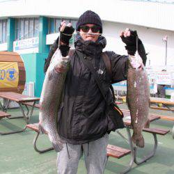 としまえんフィッシングエリア 釣果