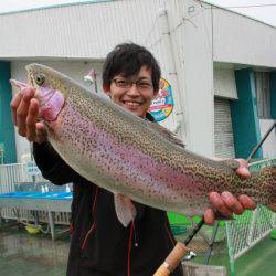 としまえんフィッシングエリア 釣果