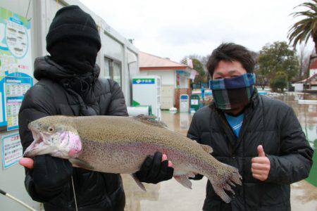 としまえんフィッシングエリア 釣果