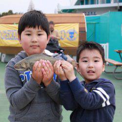 としまえんフィッシングエリア 釣果