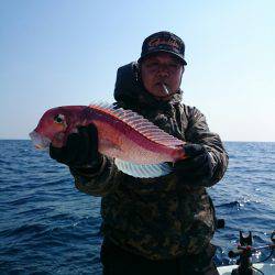 エンペラー 釣果