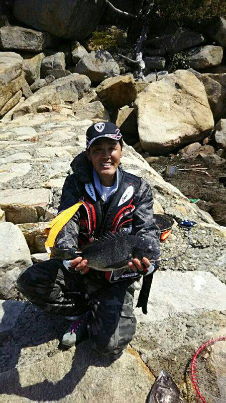 ゆかいな仲間と小豆島釣行