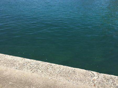 ちょい投げキス