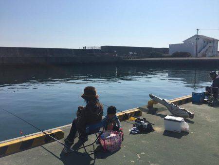 田浦漁港でファミリーフィッシング