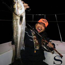 フルコンタクト 釣果