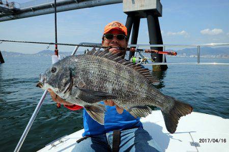 フルコンタクト 釣果