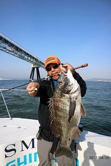 フルコンタクト 釣果