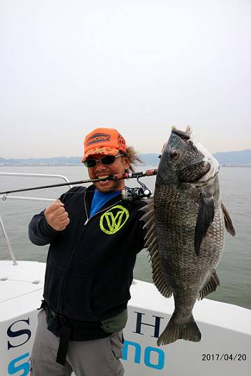 フルコンタクト 釣果