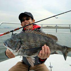 フルコンタクト 釣果