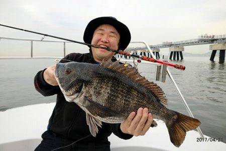 フルコンタクト 釣果