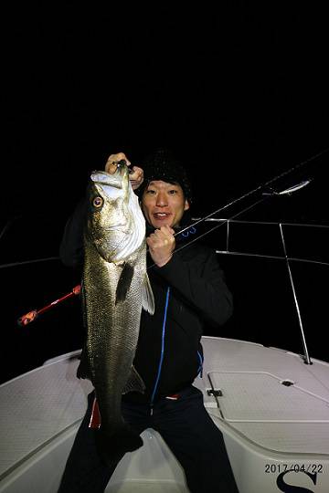 フルコンタクト 釣果