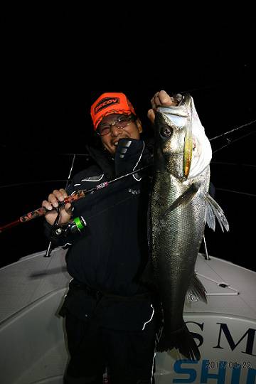 フルコンタクト 釣果