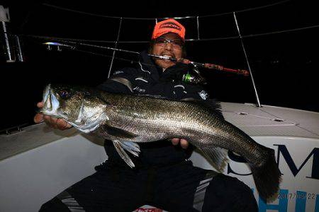 フルコンタクト 釣果