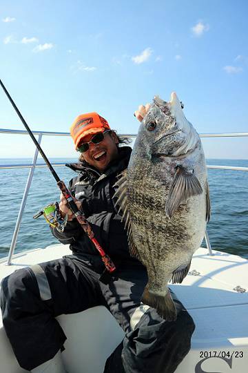 フルコンタクト 釣果