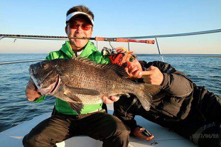 フルコンタクト 釣果