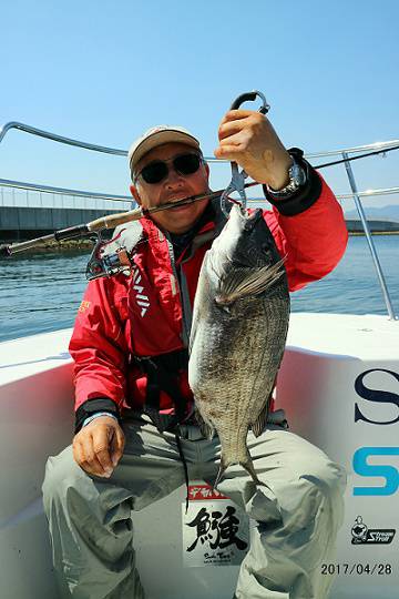 フルコンタクト 釣果