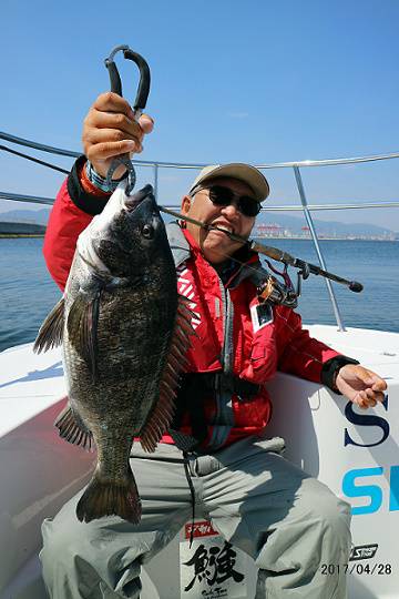 フルコンタクト 釣果