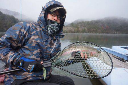 フィッシングレイクたかみや 釣果