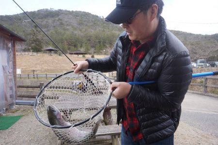 フィッシングレイクたかみや 釣果