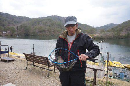 フィッシングレイクたかみや 釣果