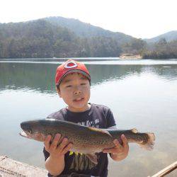 フィッシングレイクたかみや 釣果
