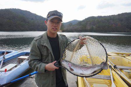 フィッシングレイクたかみや 釣果