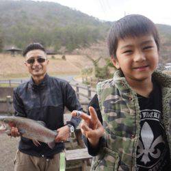 フィッシングレイクたかみや 釣果