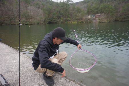 フィッシングレイクたかみや 釣果