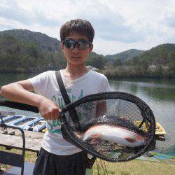 フィッシングレイクたかみや 釣果