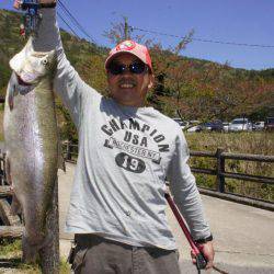 フィッシングレイクたかみや 釣果