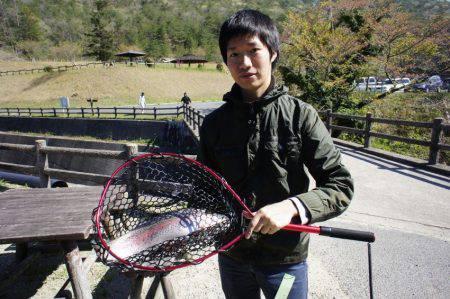 フィッシングレイクたかみや 釣果