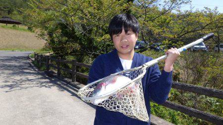 フィッシングレイクたかみや 釣果