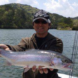 フィッシングレイクたかみや 釣果