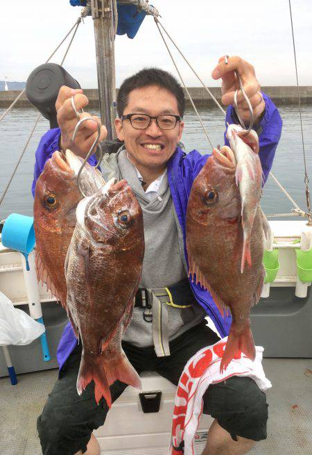 さんさん丸 釣果