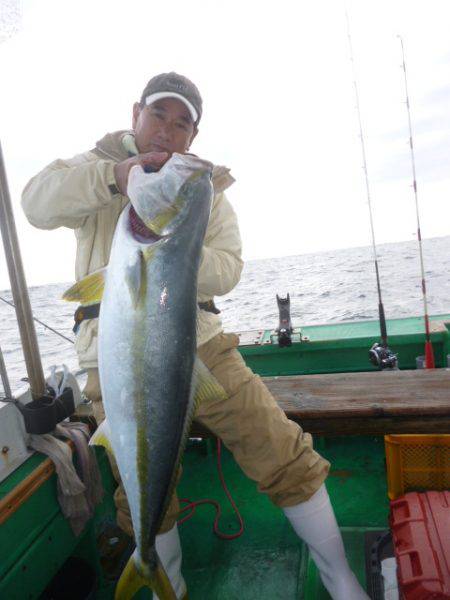 真祐丸 （しんゆうまる） 釣果