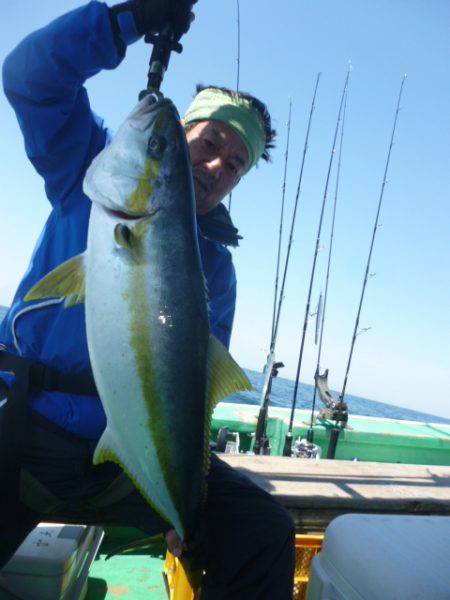 真祐丸 （しんゆうまる） 釣果