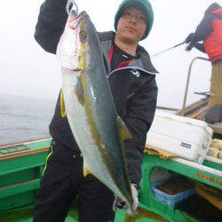 真祐丸 (しんゆうまる) 釣果