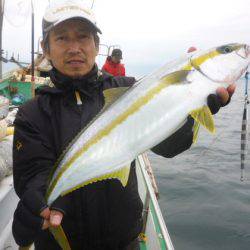 真祐丸 （しんゆうまる） 釣果