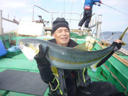 真祐丸 (しんゆうまる) 釣果