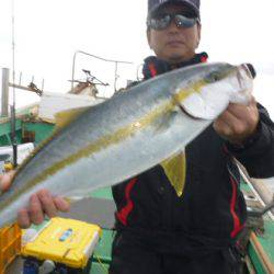 真祐丸 （しんゆうまる） 釣果