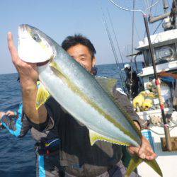 真祐丸 （しんゆうまる） 釣果