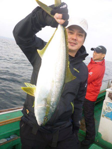 真祐丸 （しんゆうまる） 釣果